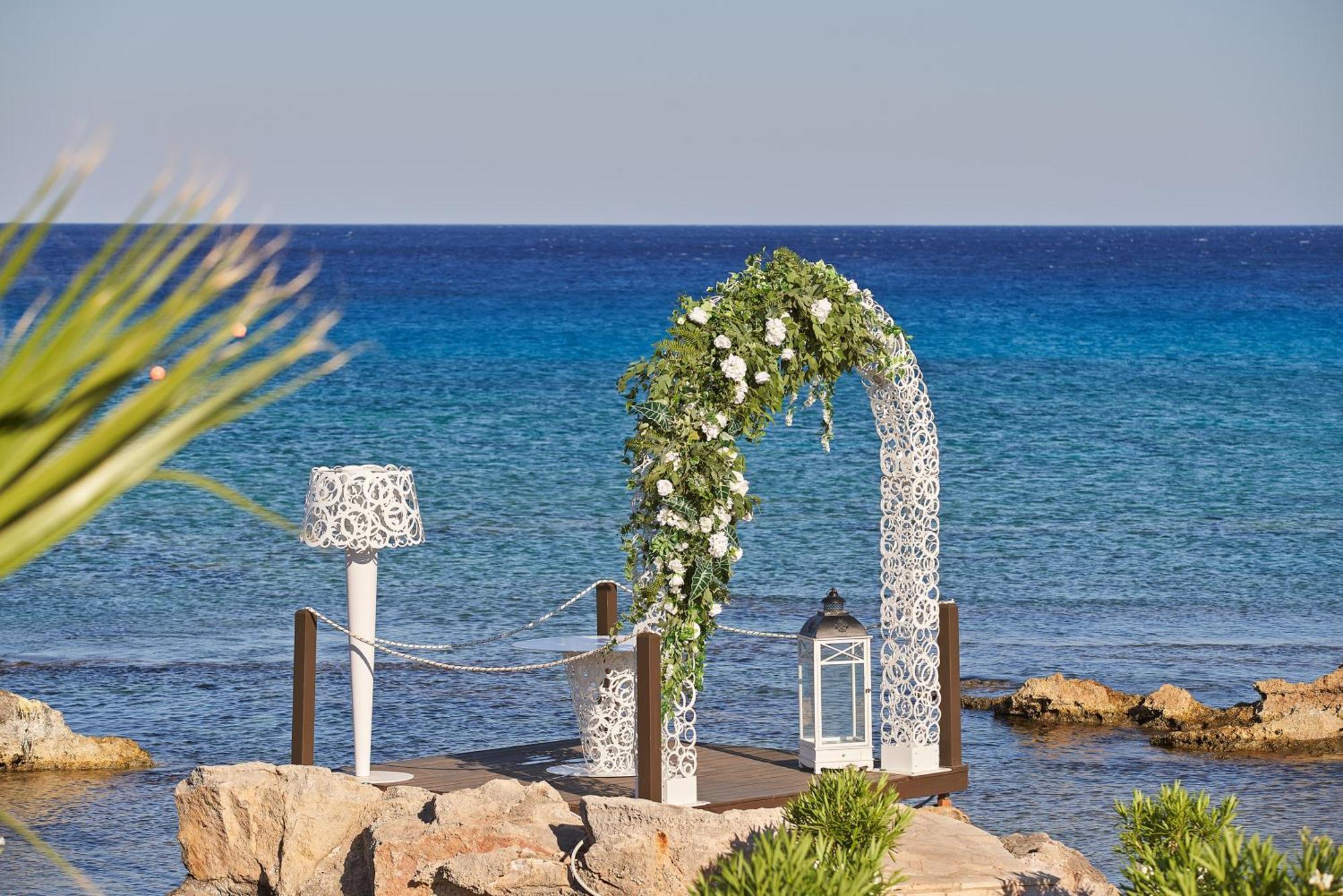 Aquagrand Exclusive Deluxe Resort Lindos - Adults Only Líndos Exterior foto
